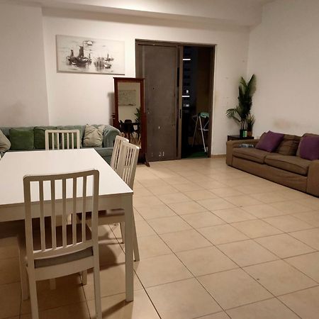 Dxb Backpackers Hostel Ντουμπάι Εξωτερικό φωτογραφία