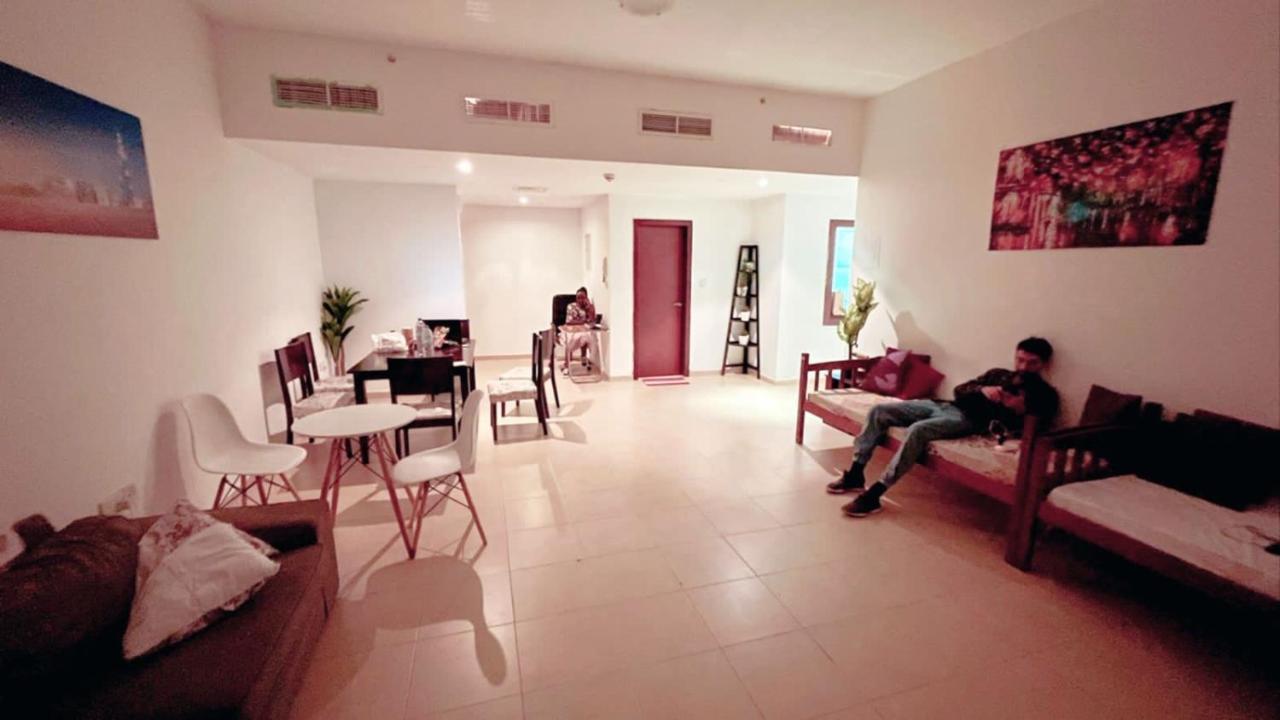 Dxb Backpackers Hostel Ντουμπάι Εξωτερικό φωτογραφία